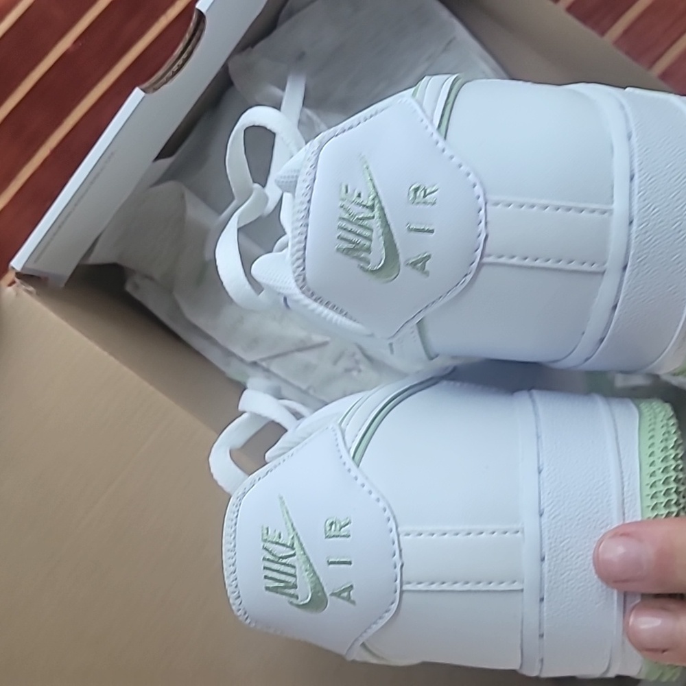 Air Force One Honey Dew - Picture 16 of 16